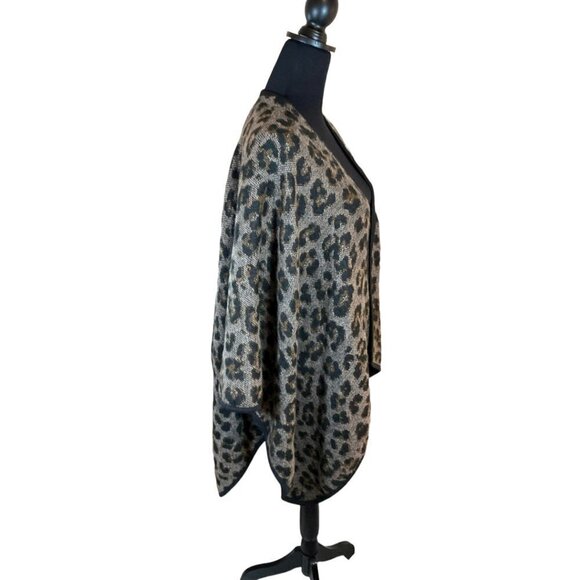 ANN Taylor Reversible Leopard Cheetah Print and Black Wrap Sweater One S… - Picture 6 of 9